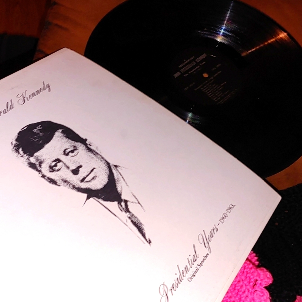 John F Kennedy speeches from 1960 to 1963 record from 1964 in excellent shape